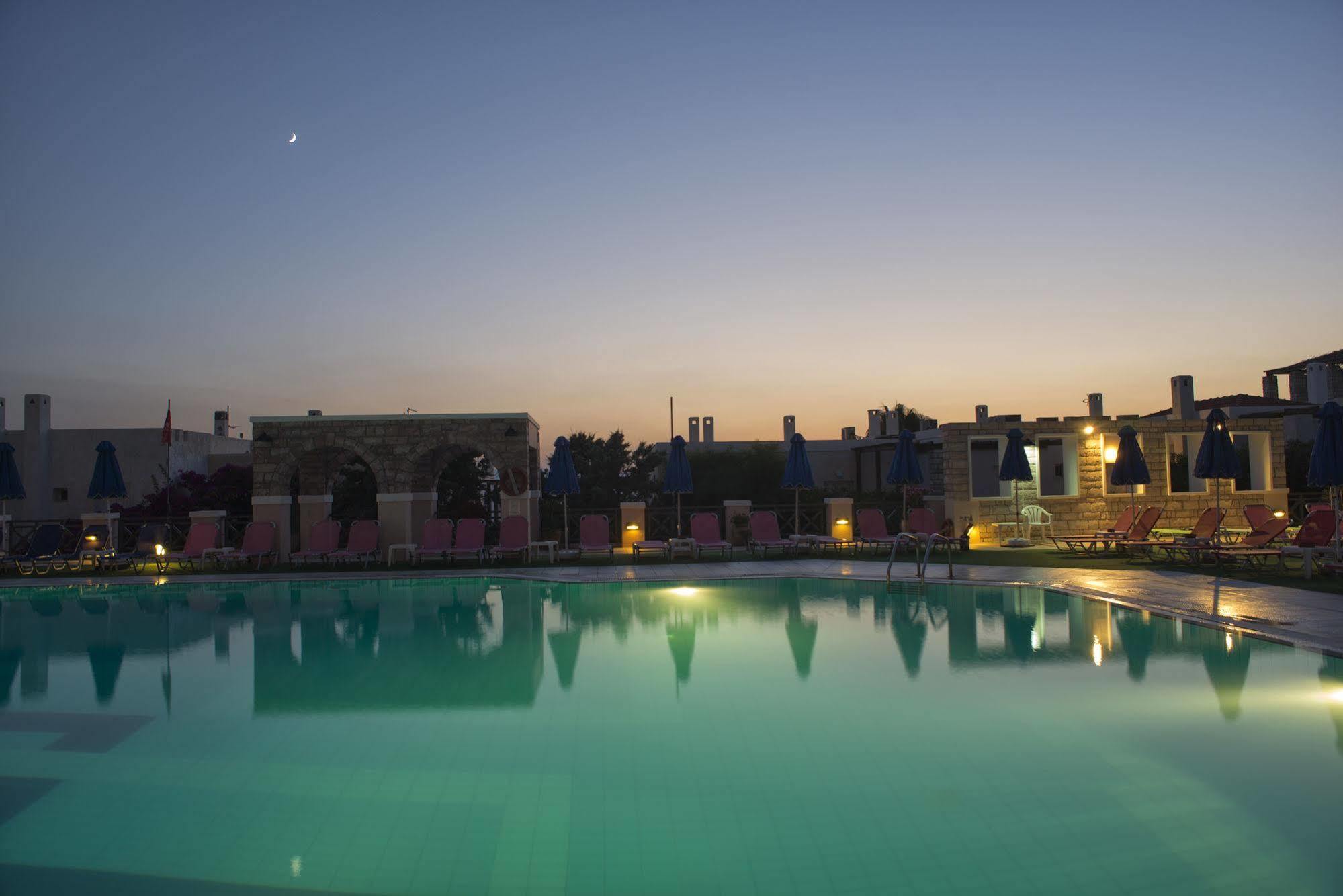 Dionysos Authentic Resort & Village Агія-Фотія Екстер'єр фото